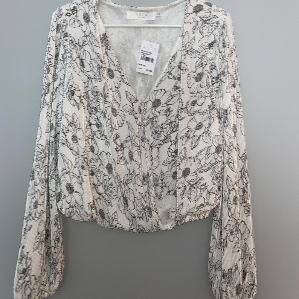 ASTR Ivory Black Floral Top
